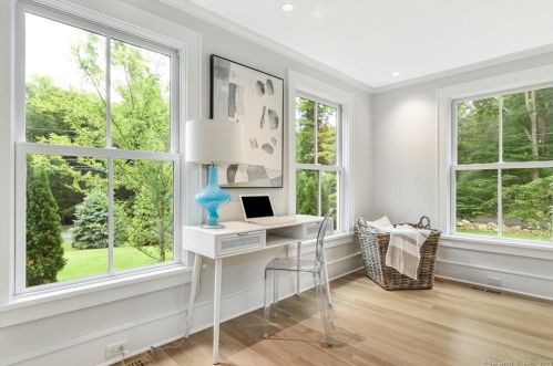 289 Wahackme Rd, New Canaan CT  06840-3935 exterior