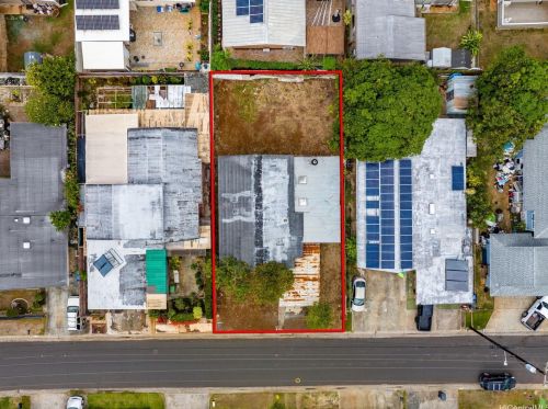 98352 Pono St, Aiea, HI 96701-2101