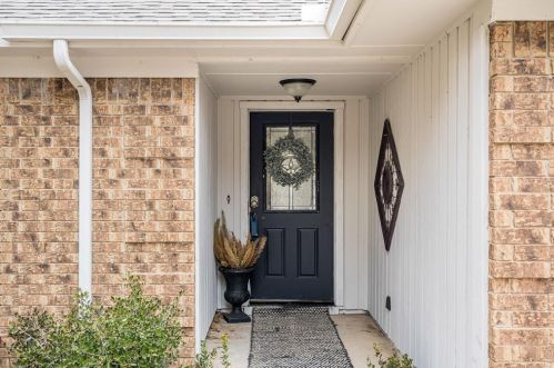 2716 Echo Point Dr, Fort Worth, TX 76123-1140