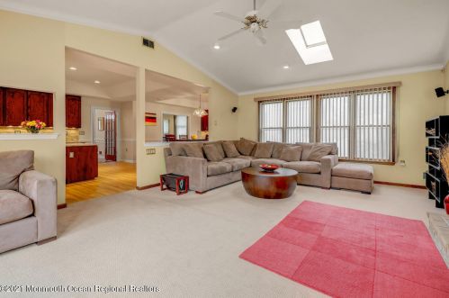 49 Polo Club Dr, East Freehold NJ  07728-8072 exterior