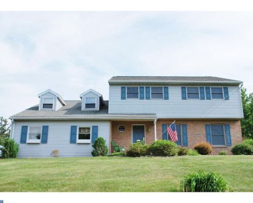 1253 Leesport Rd, Dauberville, PA 19533-9316