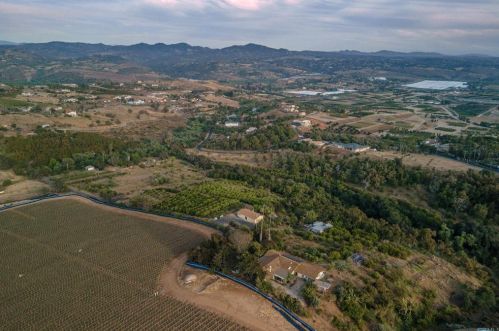 31256 Via Puerta Del Sol, Bonsall, CA 92003-5033