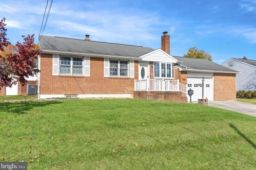 2213 Downing Ln, Wilmington DE  19804-3612 exterior