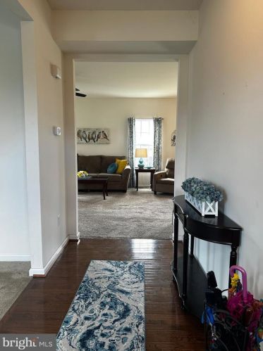 148 Killian Ln, Charles Town WV  25414-4939 exterior