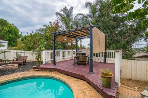 8454 Vista Del Cajon Pl, Lakeside CA  92040-5521 exterior