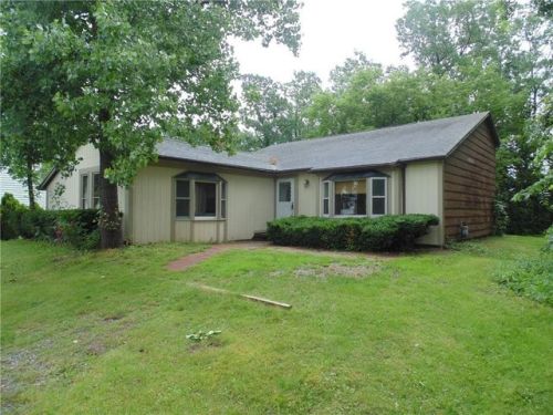 1263 Glen Carlyn Dr, Canandaigua, NY 14425-8951