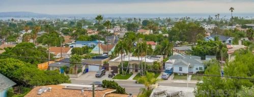 1527 Loring St, San Diego CA  92109-1765 exterior