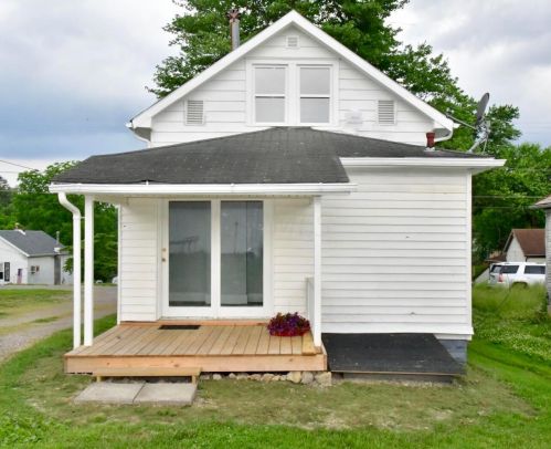 412 White Oak Ave, Zanesville OH  43701-5143 exterior