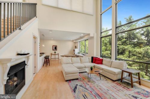 1425 Euclid St, Washington, DC 20009-4506