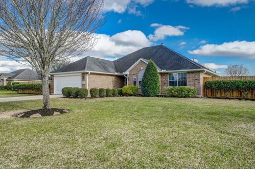 11111 Audrey Dr, Needville, TX 77461-2803