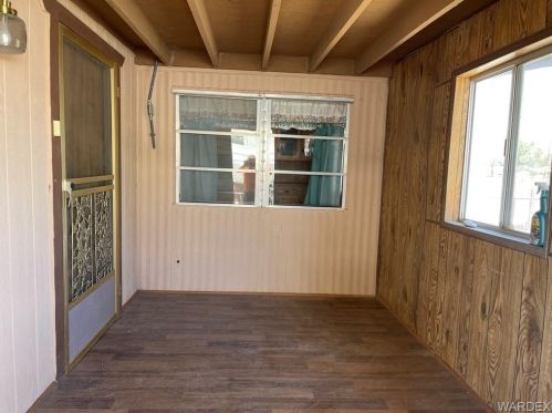 306 Meander Dr, Bullhead City, AZ 86442-4741