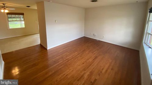 304 Stratford Ave, Fredericksburg, VA 22408-1914