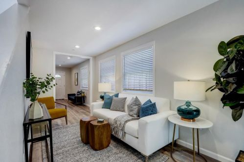 626 Manzanita St, Redwood City CA  94063-2947 exterior