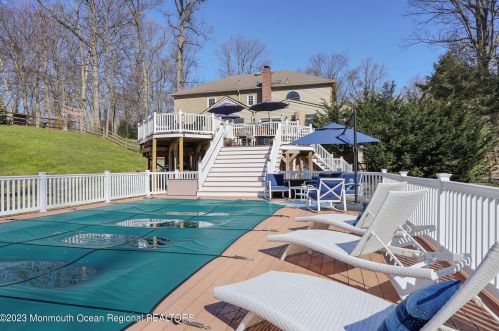 162 Borden Rd, Middletown NJ  07748-3050 exterior