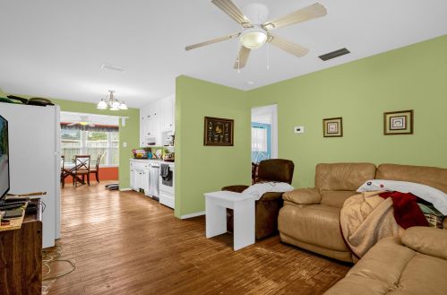 35 Azalea Dr, Ormond Beach FL  32176-3507 exterior