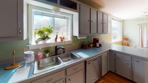 701 Sandusky Ave, Bellefontaine OH  43311-2735 exterior