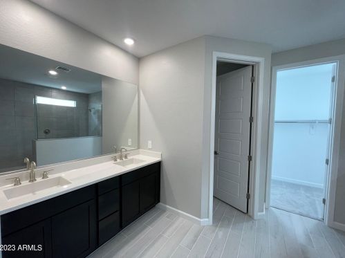 5026 Helena Dr, Scottsdale AZ  85254-7529 exterior