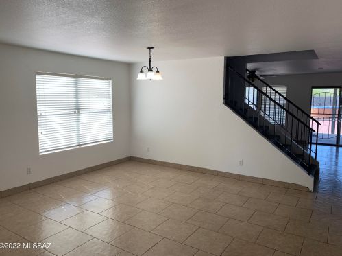5142 Fox Trot Dr, Tucson, AZ 85746-1171