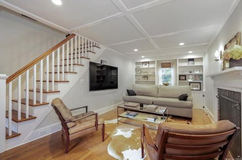 96 East St, Lewisboro, NY 10590-2505