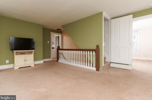 719 First Ave, Berwyn PA  19312-1777 exterior