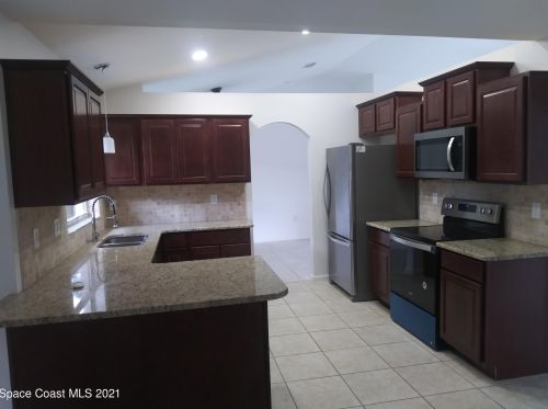 6195 Balboa St, Cocoa, FL 32927-8840