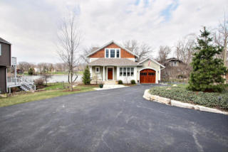 817 Mill St, Delafield, WI 53018-1515