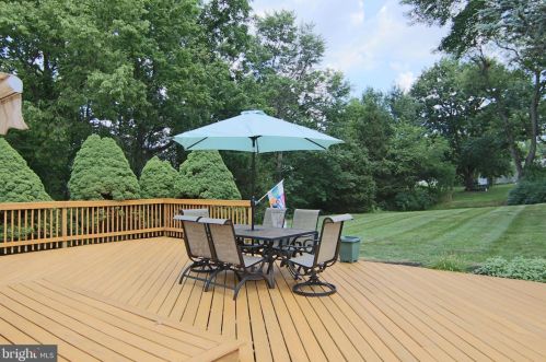 916 Susan Cir, West Enola PA  17025-1830 exterior