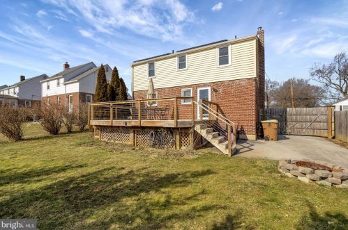 232 Lyndhurst Ave, Wilmington DE  19803-2346 exterior