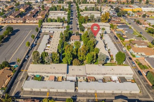 17730 Regency Cir, Bellflower CA  90706-7005 exterior