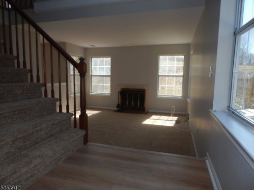 416 Cardinal Ln, Bedminster, NJ 07921-1913