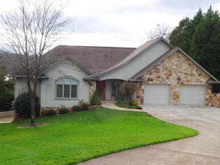 165 Indian Shadows Dr, Maryville, TN 37801-1547