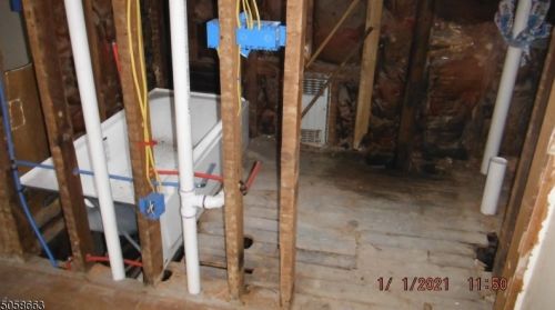 733 Summer Ave, Newark NJ  07104-2616 exterior