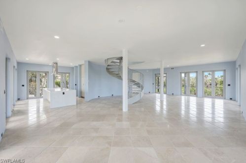 4150 Dingman Dr, Sanibel FL 33957-5107 exterior