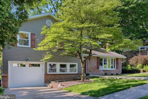 4 Osage Way, Navy Sup Dpt, PA 17050-2542