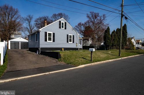 24 Poland St, Trenton NJ  08638-2328 exterior