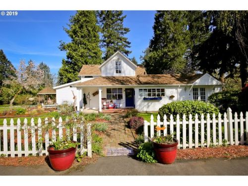 1200 River Rd, Curtin, OR 97424-1064