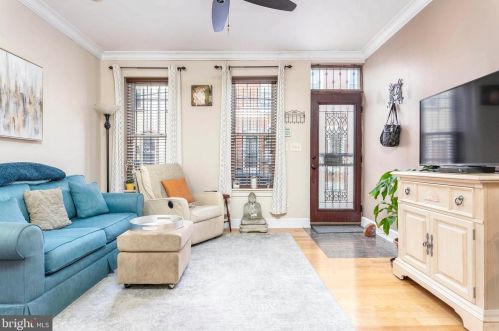 1149 Dorrance St, Philadelphia, PA 19146-2911