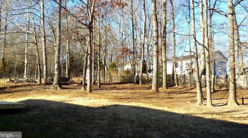 6803 Plantation Forest Dr, Spotsylvania, VA 22553-7786