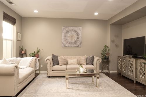 8495 Preserve Loop, Chino, CA 91708-9243