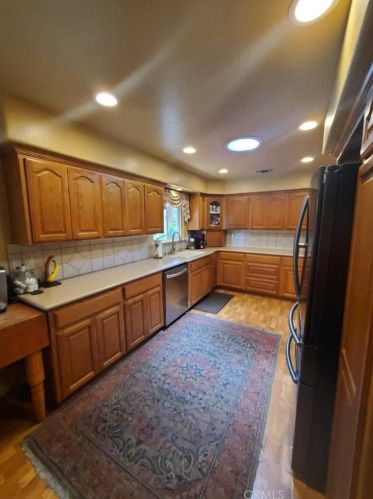 28 Rockridge Rd, Oroville CA  95966-3639 exterior