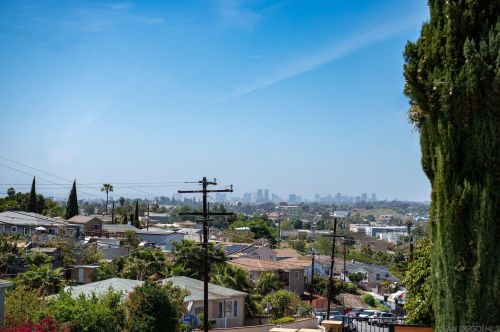 5966 Linnet St, San Diego CA 92114-4122 exterior