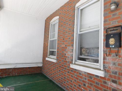 114 Broom St, Wilmington, DE 19805-3939