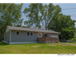6 Dominica Ct, Utica NY  exterior