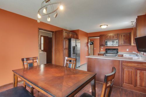 1221 Irving Ave, Minneapolis MN 55419-1126 exterior