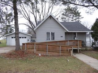 1525 Bopf St, Wausau, WI 54401-5834