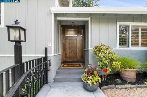 3 Lucille Way, Orinda, CA 94563-3720