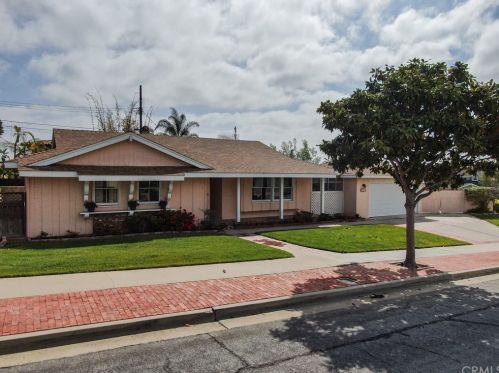 20830 Wendy Dr, Torrance, CA 90503-1811