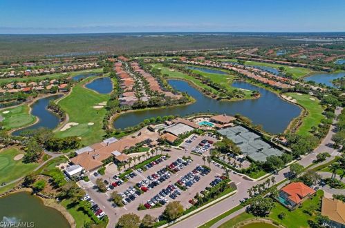 23230 Copperleaf Blvd, Bonita Springs FL 34135-8138 exterior