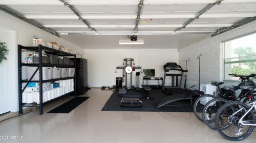 5851 Sharon Dr, Scottsdale AZ  85254-3725 exterior