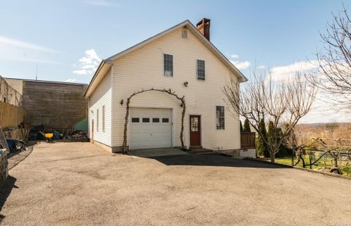 5 Todd Pl, Crotonville NY  10562-3424 exterior